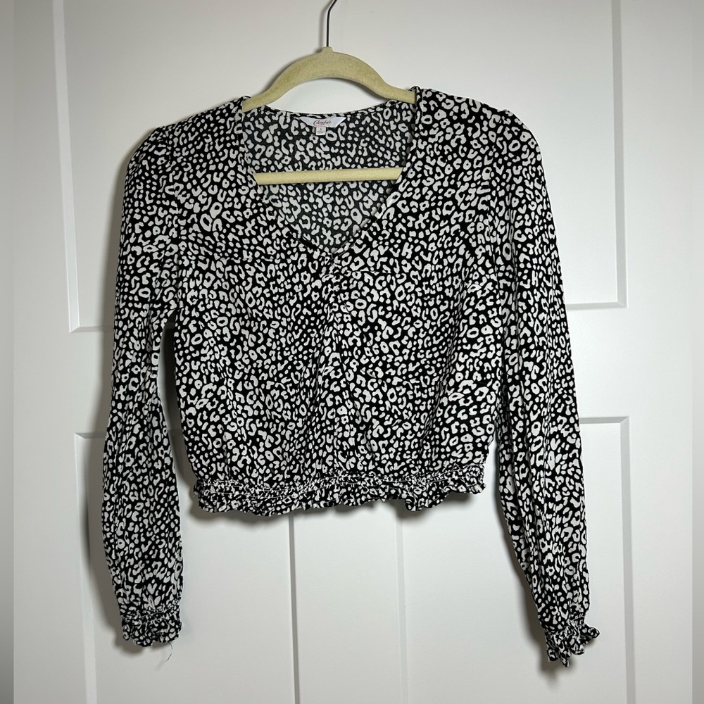 Small/medium crop top, Candies Long Sleeve Leopard Print Boho Fit Crop top